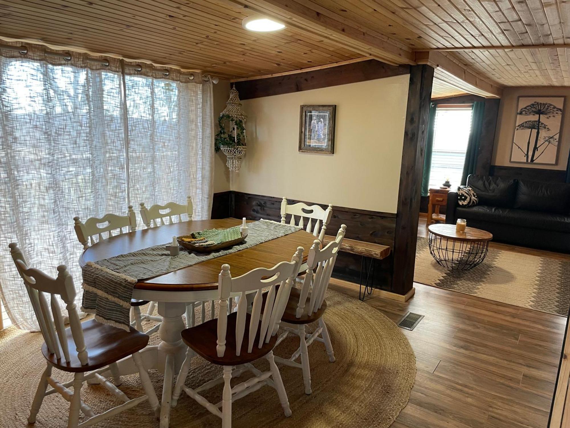 Butterfly Ridge Cabin - At The Top Of The Canyon Jasper Exteriör bild